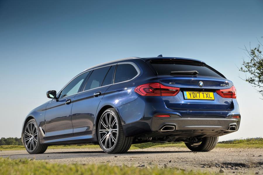  BMW 530d xDrive Touring M Sport (G31) 2017 года  (UK) (фото 6 из 40)